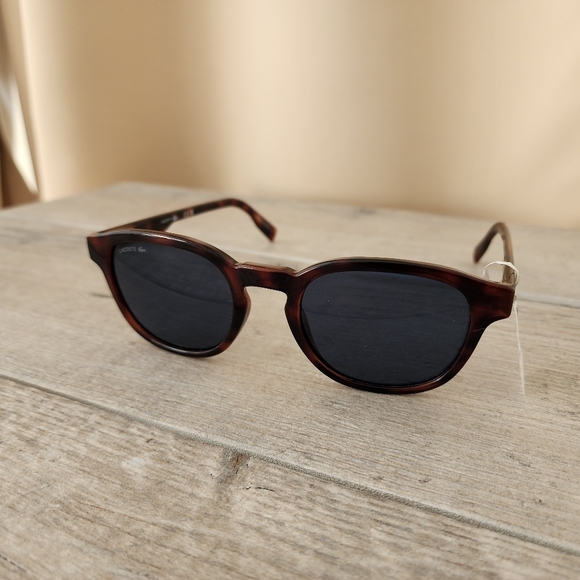 NBW Lacoste L968S 230 Oval Unisex Sunglasses - Light Brown/Blue Lens with case - Picture 5 of 6